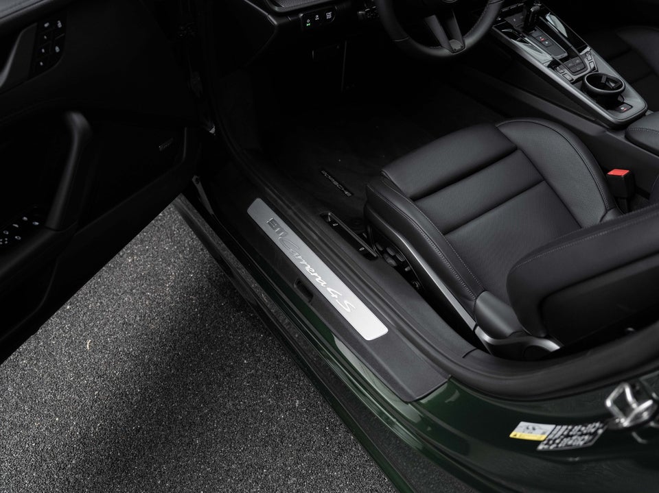 Porsche 911 Carrera 4S 3,0 Cabriolet PDK 2d