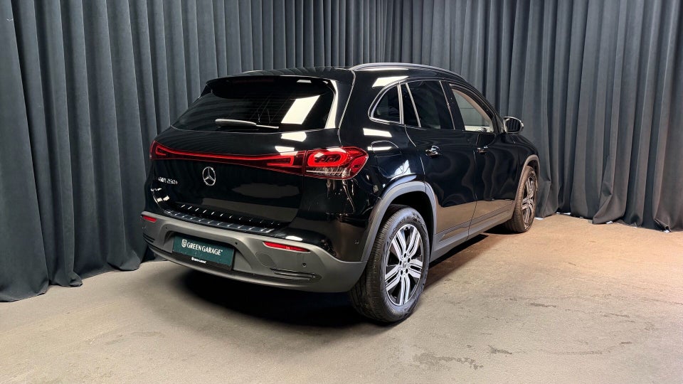 Mercedes EQA250+ Progressive 5d