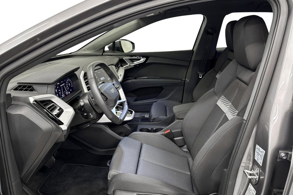 Audi Q4 e-tron 45 Progress 5d