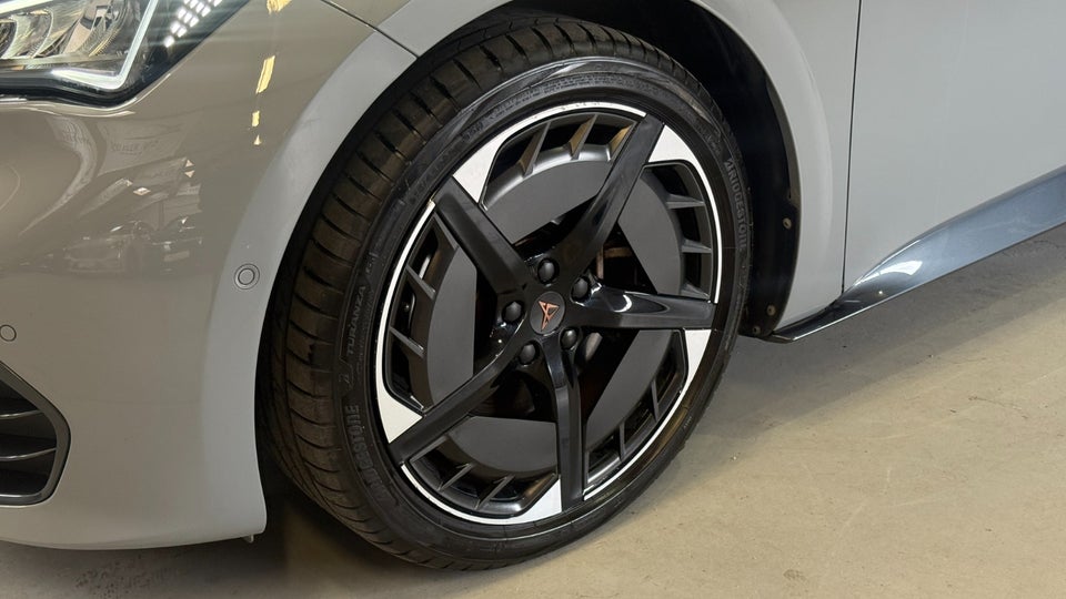 Cupra Born 58 e-Boost 5d