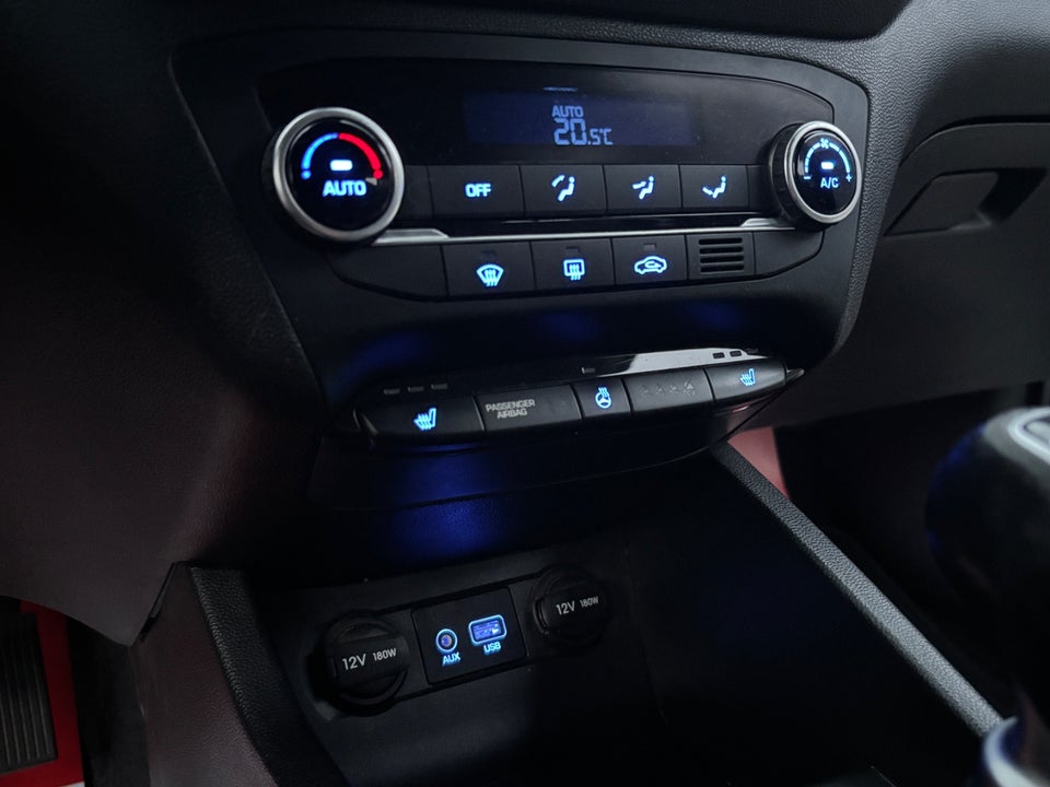 Hyundai i20 1,25 Premium 5d