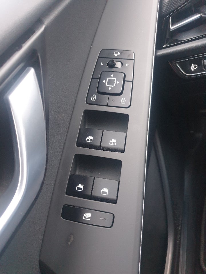 Kia Niro 64 EV Prestige 5d