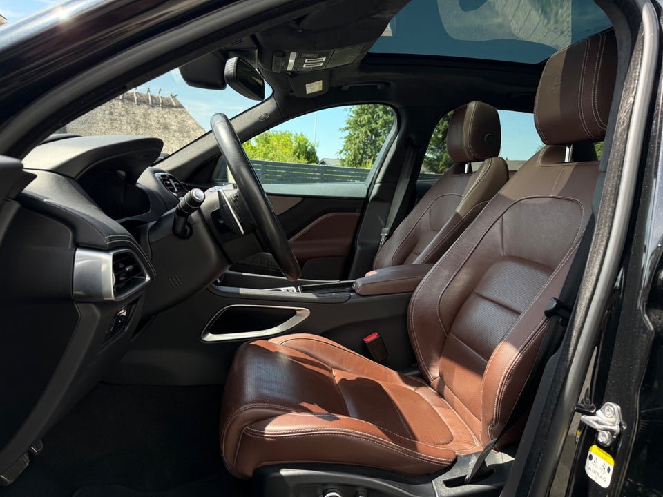 Jaguar F-Pace 3,0 D300 S aut. AWD 5d