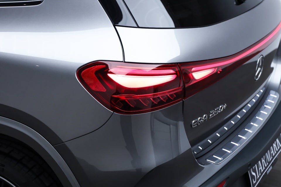 Mercedes EQA250+ AMG Advance 5d
