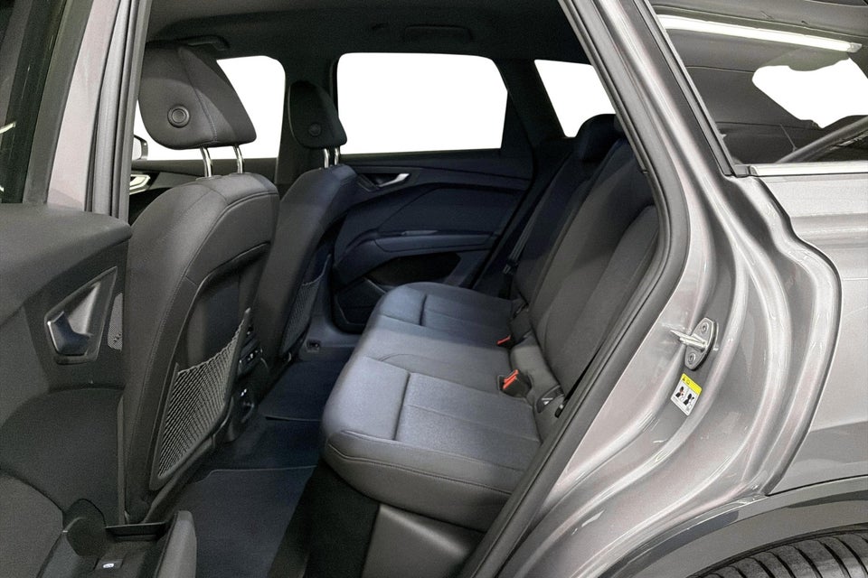 Audi Q4 e-tron 45 Progress 5d