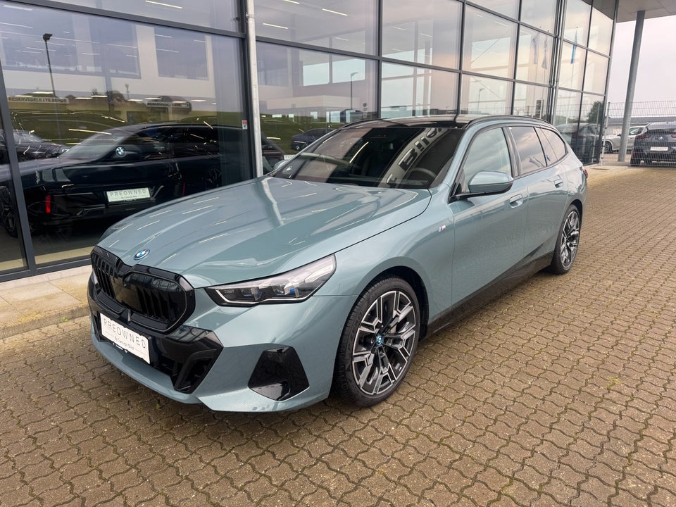 BMW i5 eDrive40 Touring Fully Charged 5d