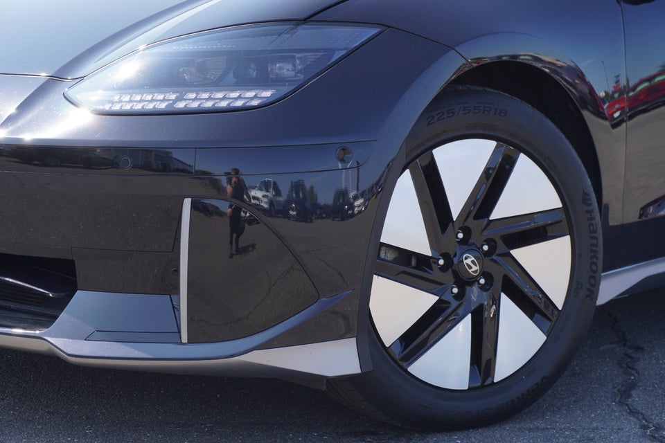 Hyundai Ioniq 6 77 Ultimate AWD 4d