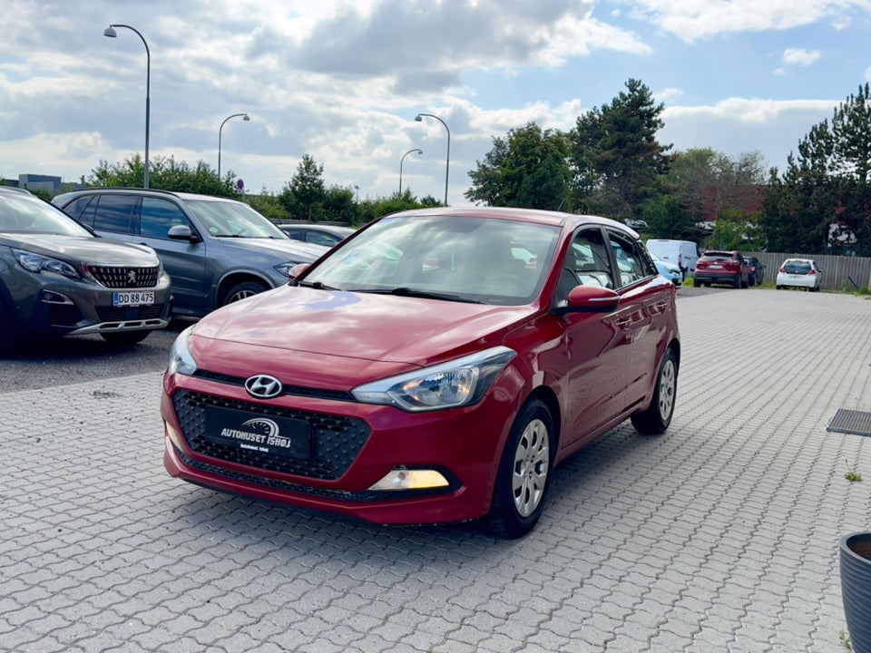 Hyundai i20 1,25 Trend 5d