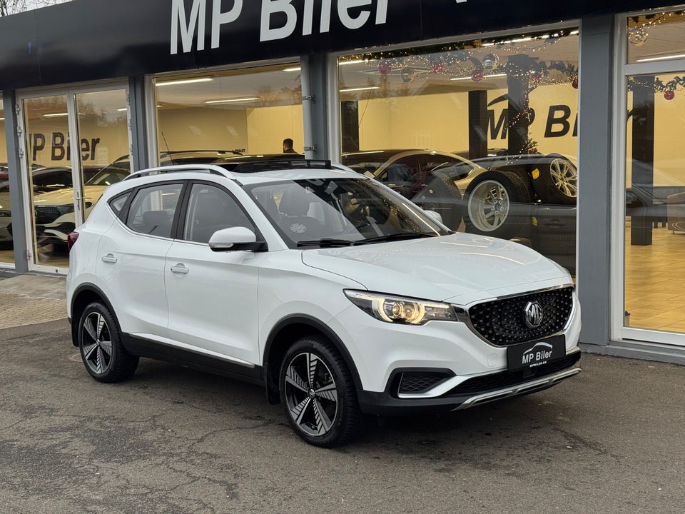 MG ZS EV Luxury 5d