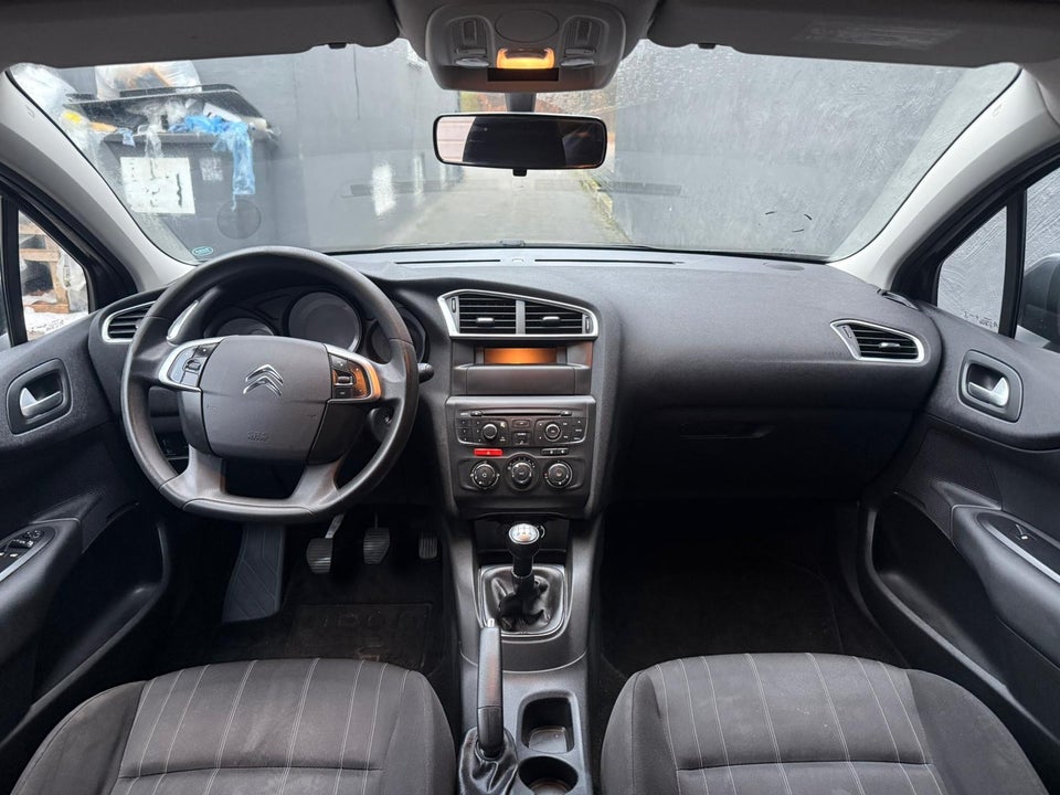 Citroën C4 1,4 VTi Attraction 5d