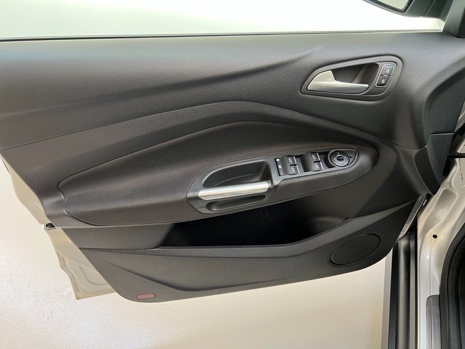 Ford C-MAX 1,0 SCTi 125 Titanium 5d