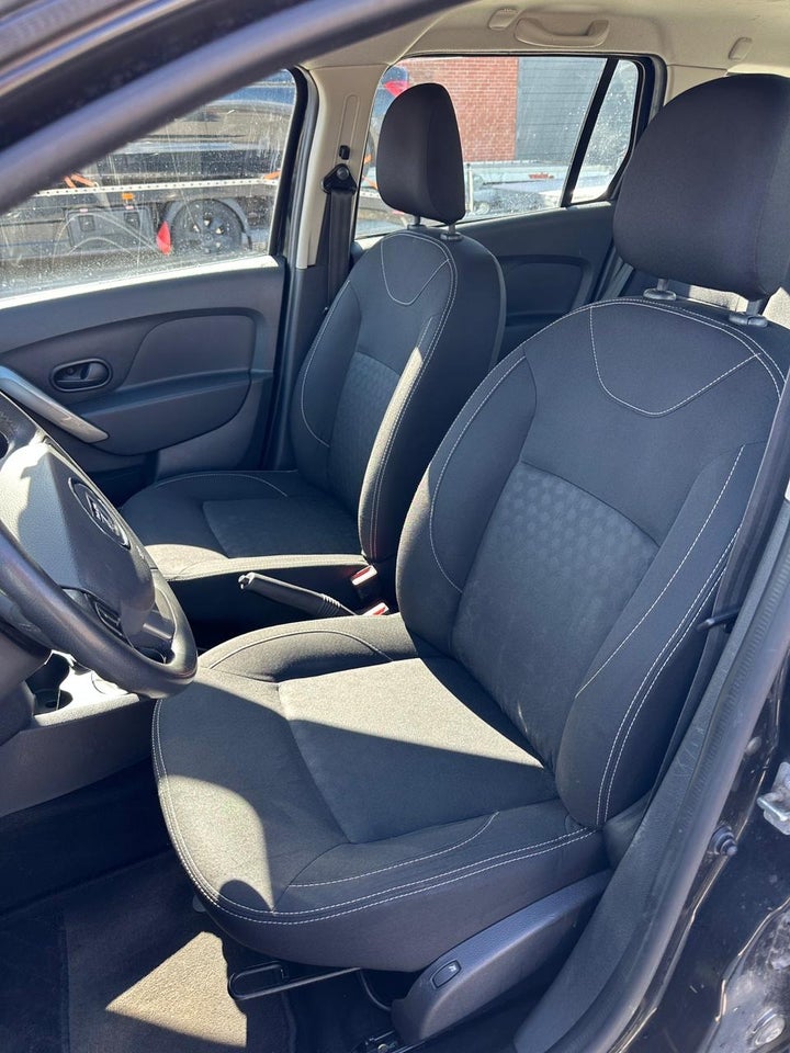 Dacia Logan 0,9 TCe 90 Ambiance MCV 5d