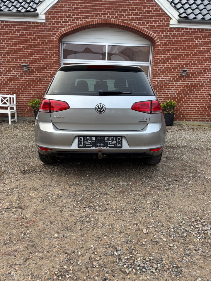 VW Golf VII 1,6 TDi 105 Comfortline DSG BMT 5d