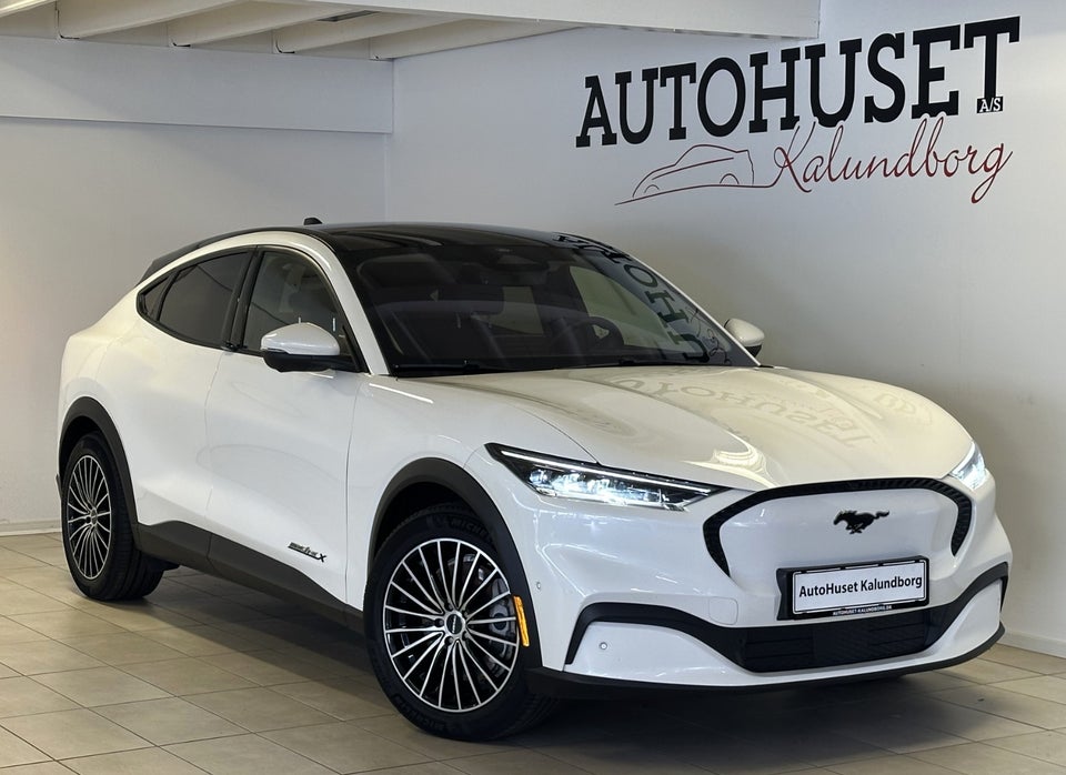 Ford Mustang Mach-E 98 Premium Extended Range 5d