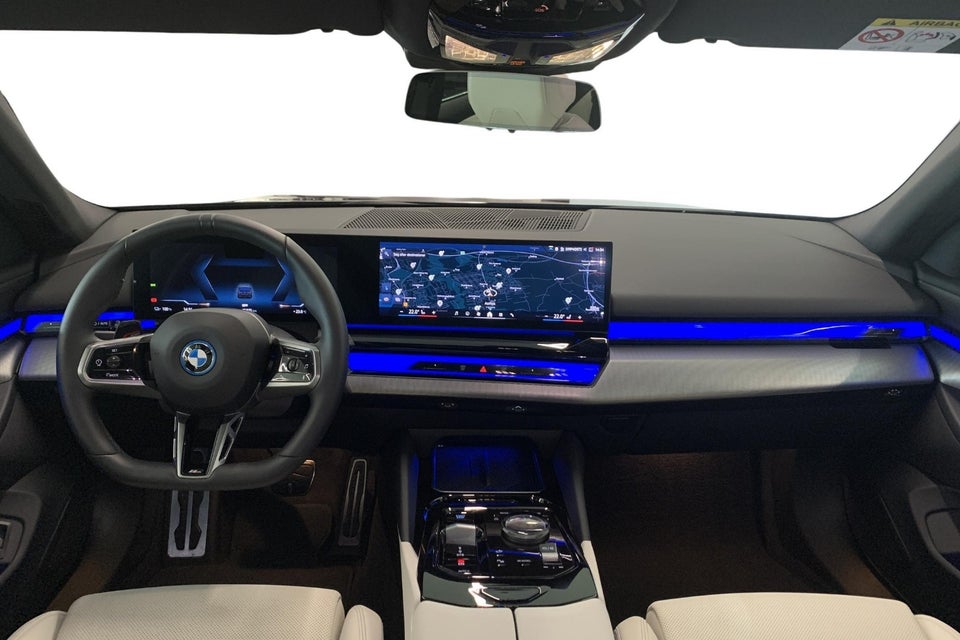 BMW i5 eDrive40 M-Sport 4d