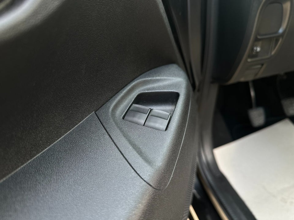 Citroën C1 1,2 PureTech Feel Airscape 5d