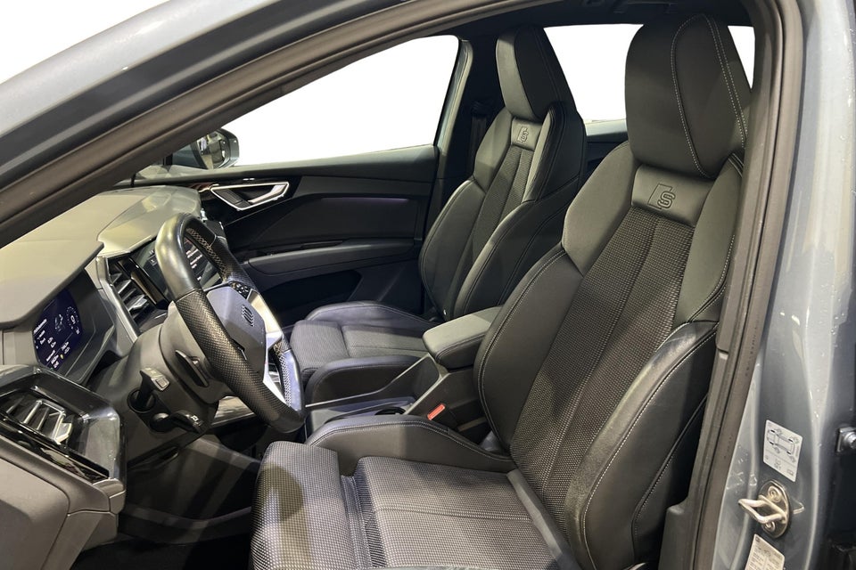 Audi Q4 e-tron 40 Attitude 5d