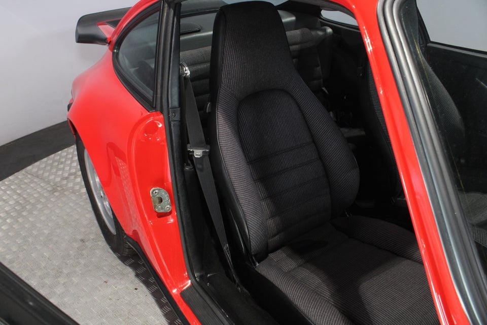 Porsche 911 3,2 Carrera Coupé 2d