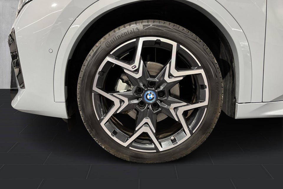 BMW iX2 eDrive20 M-Sport 5d