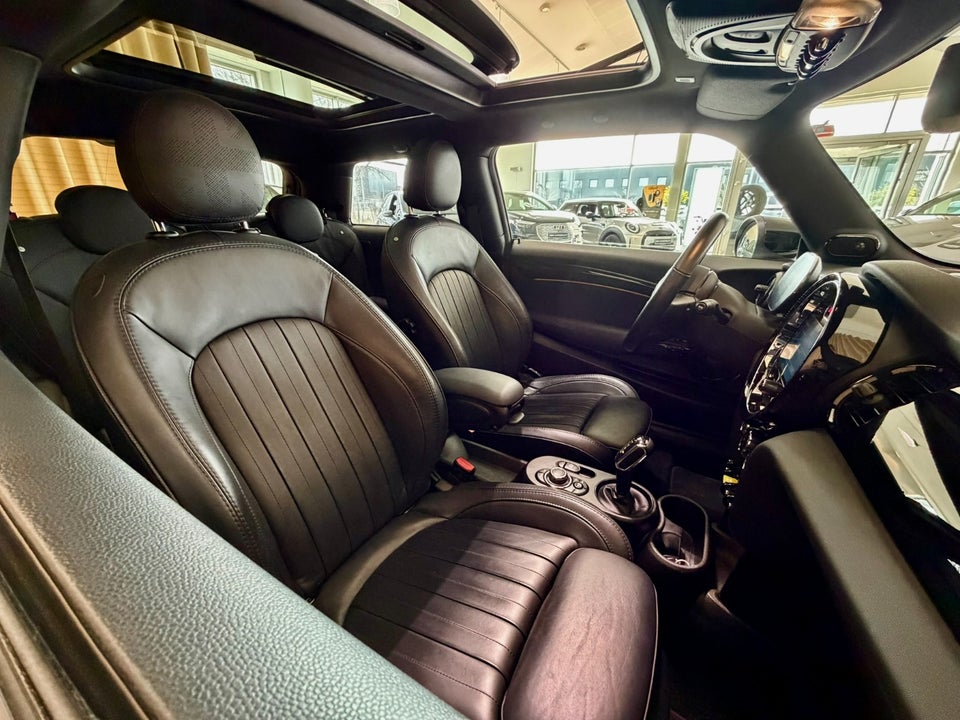 MINI Cooper SE Edition Premium Plus 3d