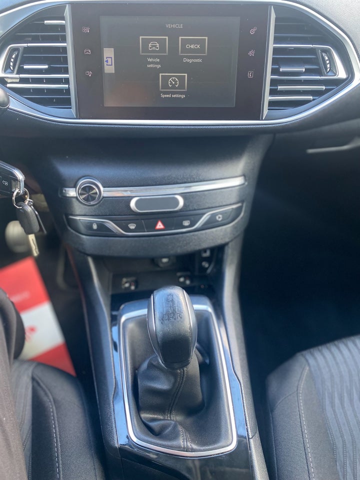 Peugeot 308 1,6 HDi 92 Active 5d