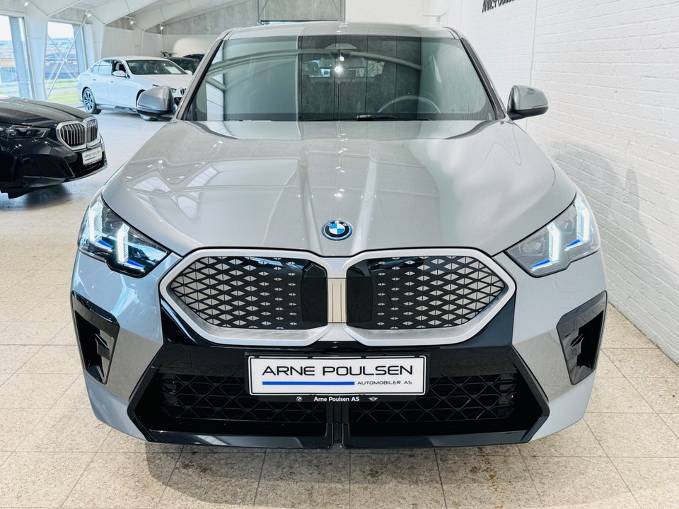 BMW iX2 eDrive20 M-Sport Premium 5d