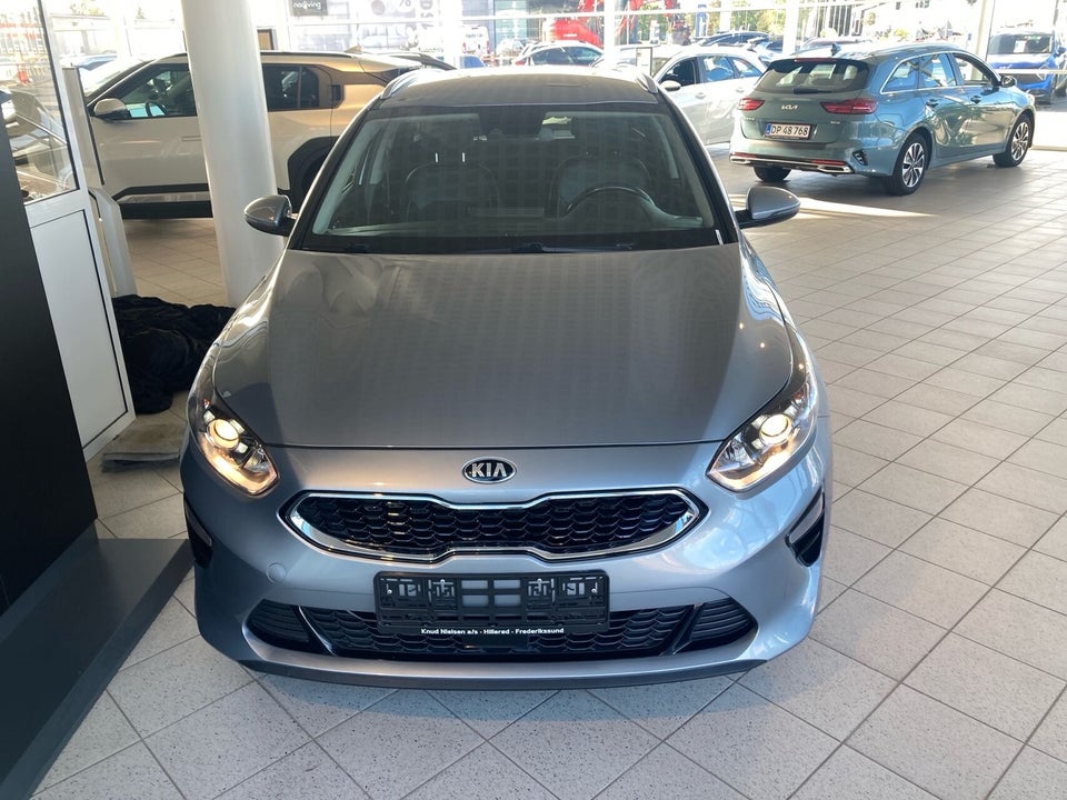 Kia Ceed 1,5 T-GDi mHEV Comfort Upgrade SW DCT 5d