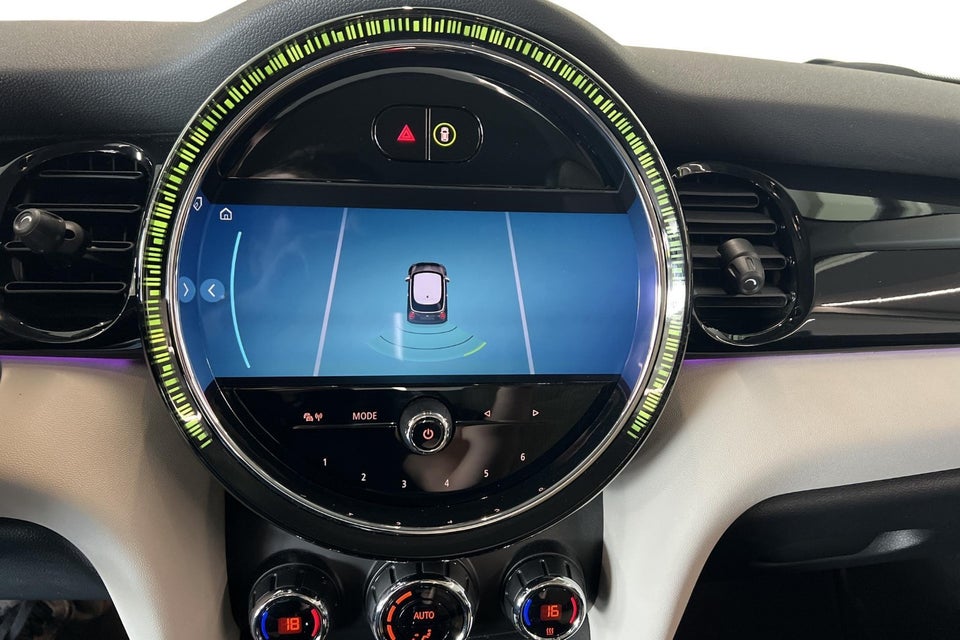 MINI Cooper SE Classic Trim 3d