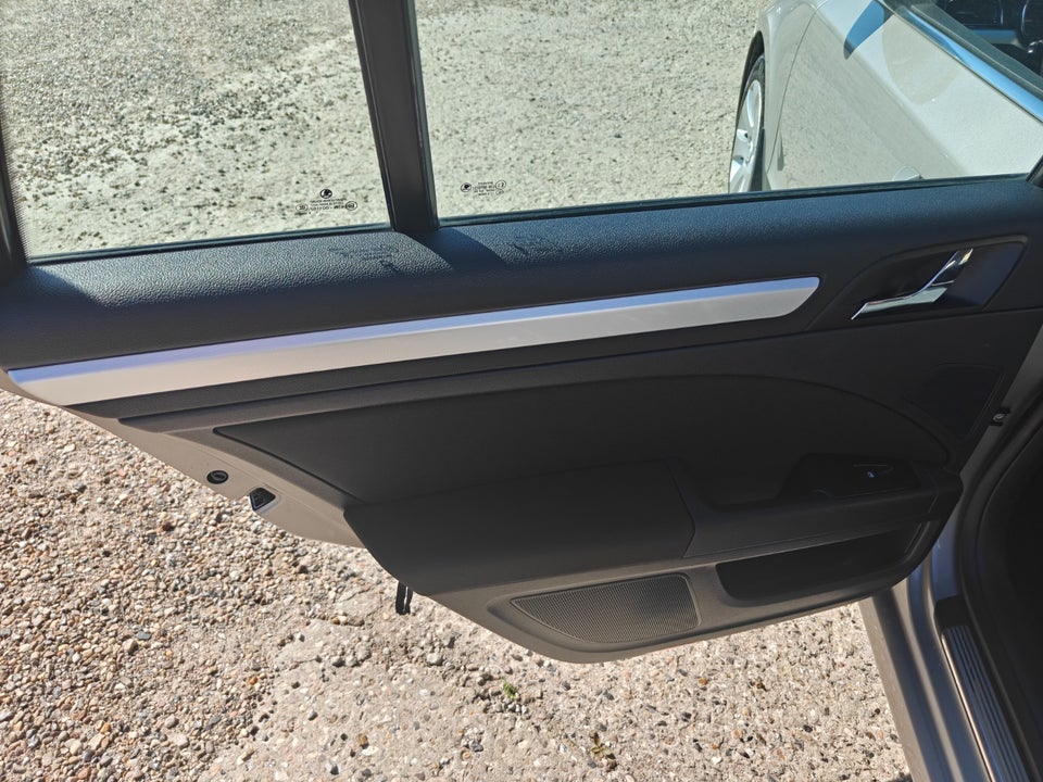 Skoda Superb 1,6 TDi 105 Ambition Combi GreenLine 5d