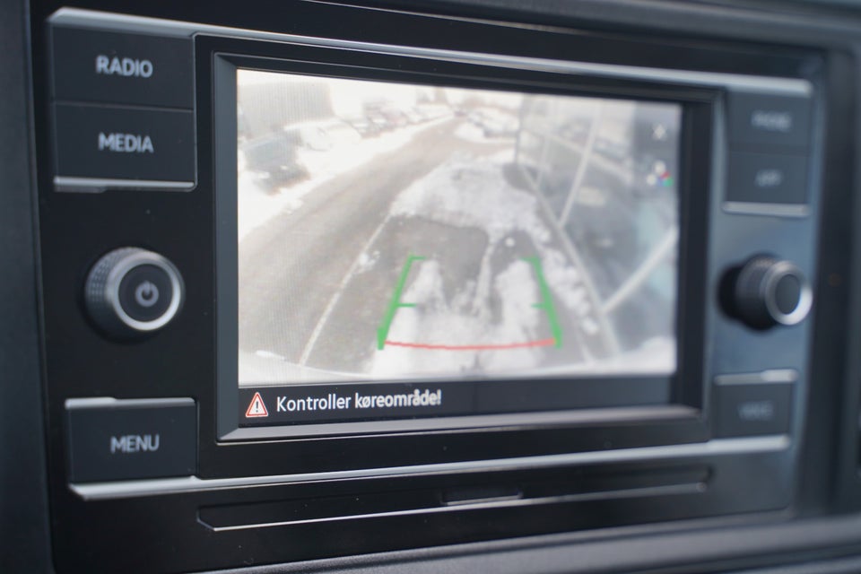 VW Crafter 35 2,0 TDi 140 Kassevogn L3H2