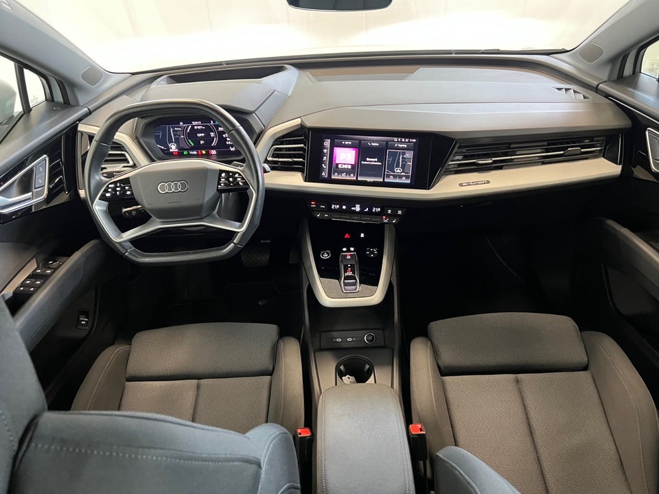 Audi Q4 e-tron 40 Attitude 5d