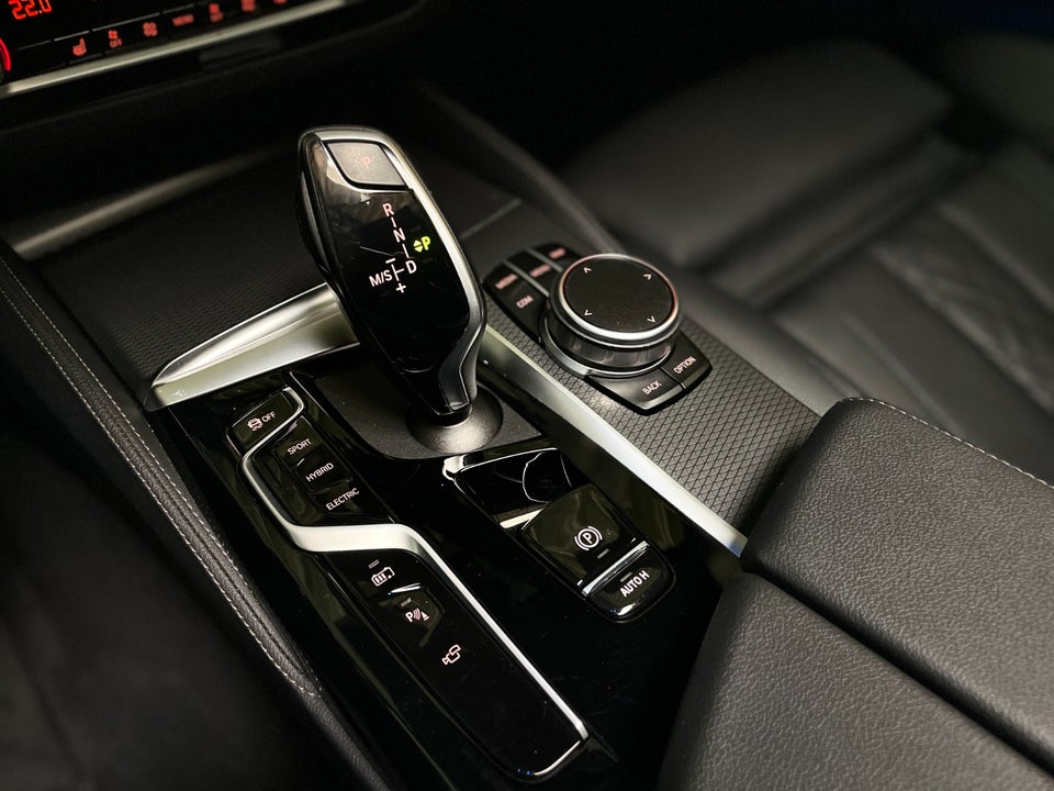 BMW 530e 2,0 Touring M-Sport aut. 5d