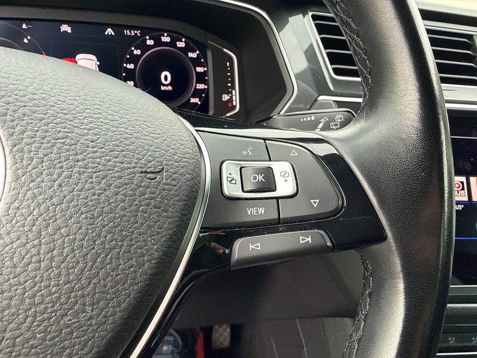 VW Tiguan 2,0 TDi 150 R-line DSG 5d