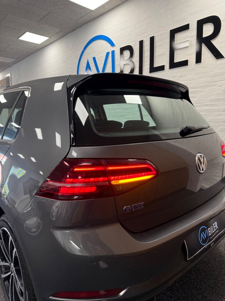 VW Golf VII 1,4 GTE DSG 5d