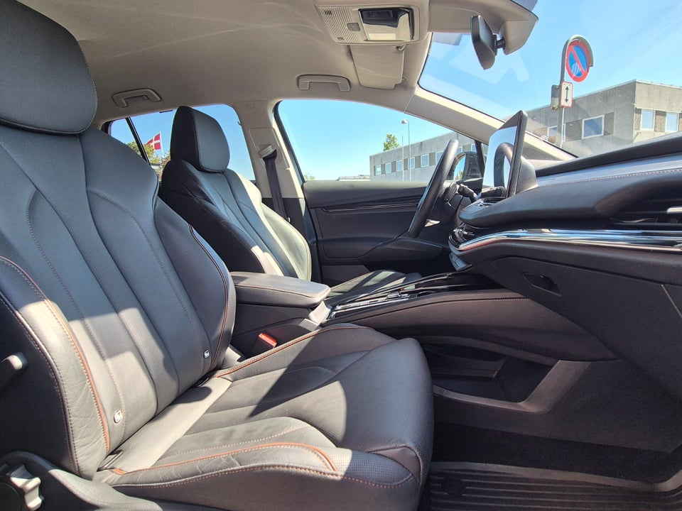 Skoda Enyaq 80 iV Selection Suite 5d