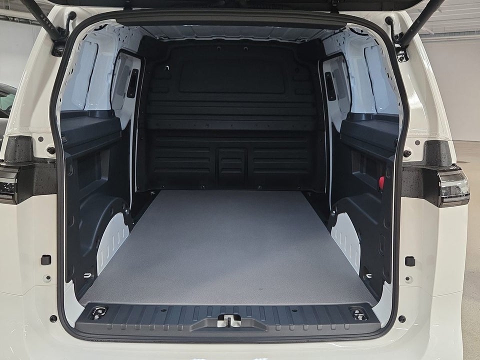 VW ID.Buzz 79 Cargo Pro