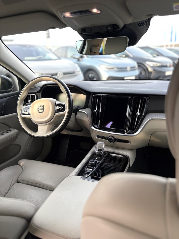 Volvo V60 2,0 T6 ReCharge Inscription aut. AWD 5d