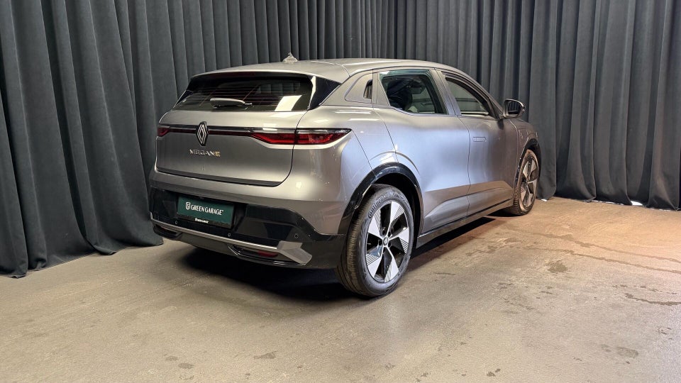 Renault Megane E-Tech 60 Equilibre 5d