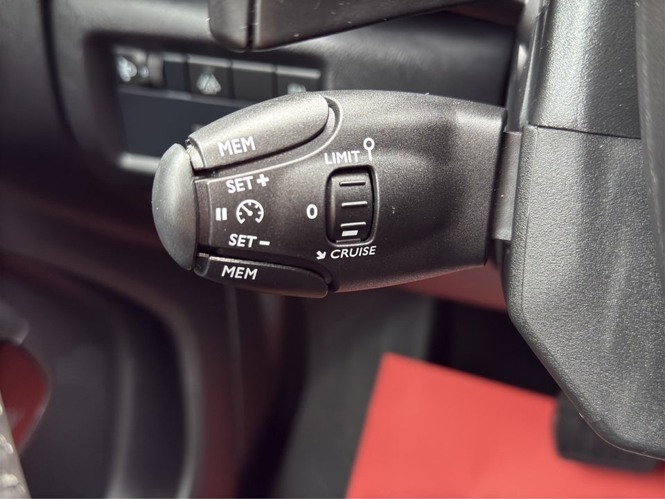 Citroën C5 Aircross 1,6 Hybrid Feel EAT8 5d