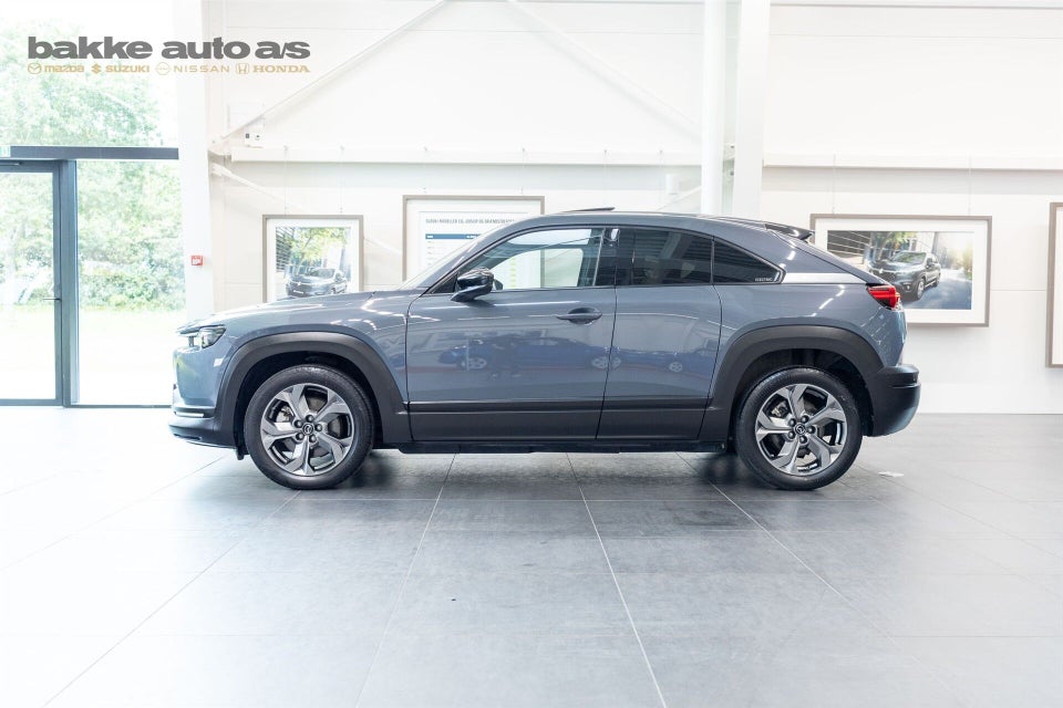 Mazda MX-30 e-SkyActiv Cosmo 5d