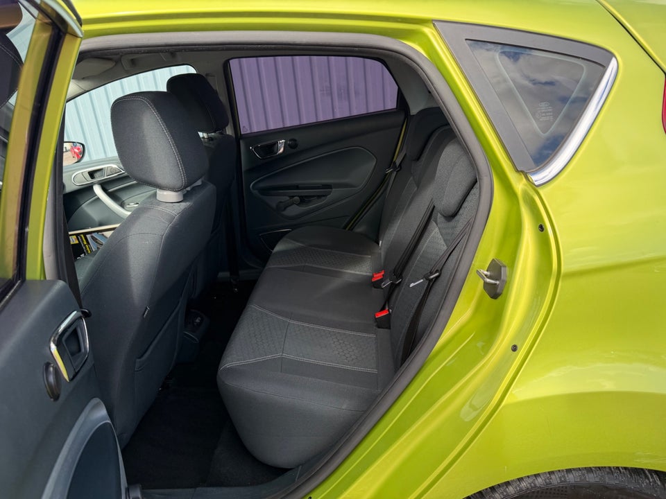 Ford Fiesta 1,6 Ti-VCT Titanium 5d