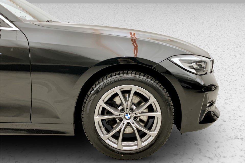 BMW 320i 2,0 Touring Sport Line aut. 5d