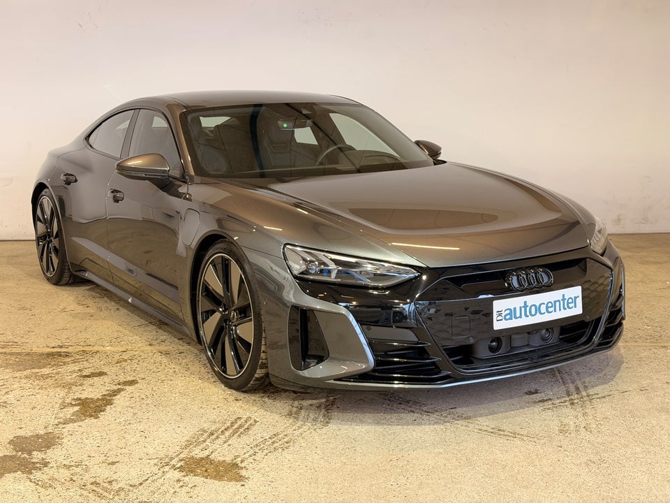 Audi e-tron GT quattro 4d