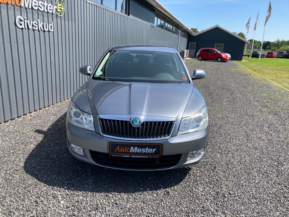 Skoda Octavia 2,0 TDi Ambition DSG 5d