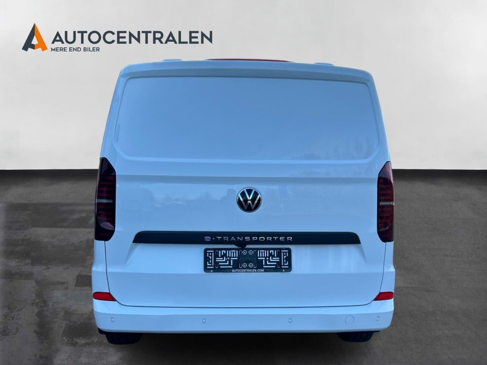 VW e-Transporter 64 Comfort Kassevogn SWB