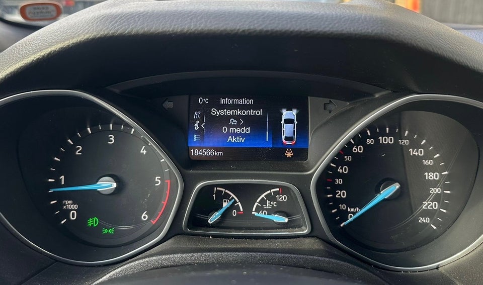 Ford Focus 1,5 EcoBlue ST-Line stc. 5d