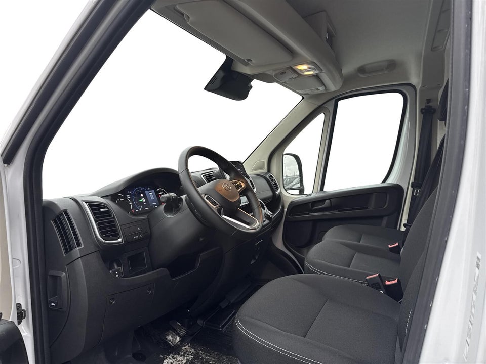 Toyota ProAce Max 110 Comfort Master Kassevogn L3H2