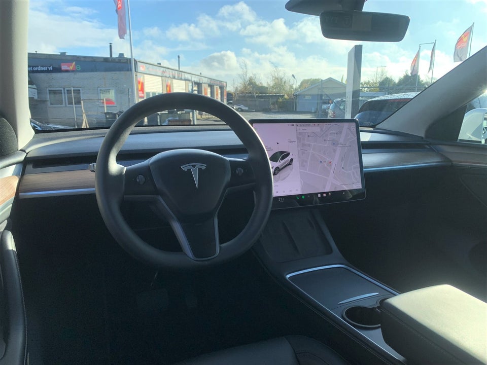Tesla Model Y Long Range RWD 5d