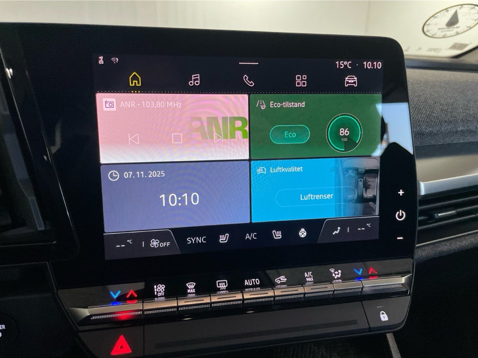 Renault Megane E-Tech 40 Equilibre 5d