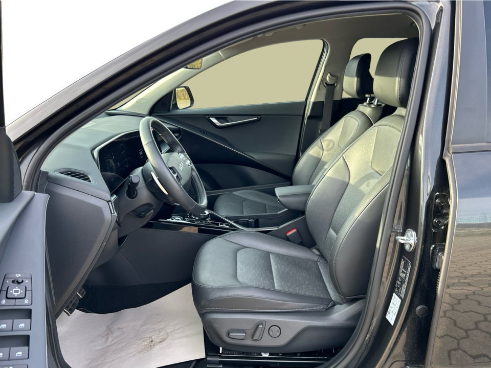 Kia Niro 64 EV Upgrade 5d